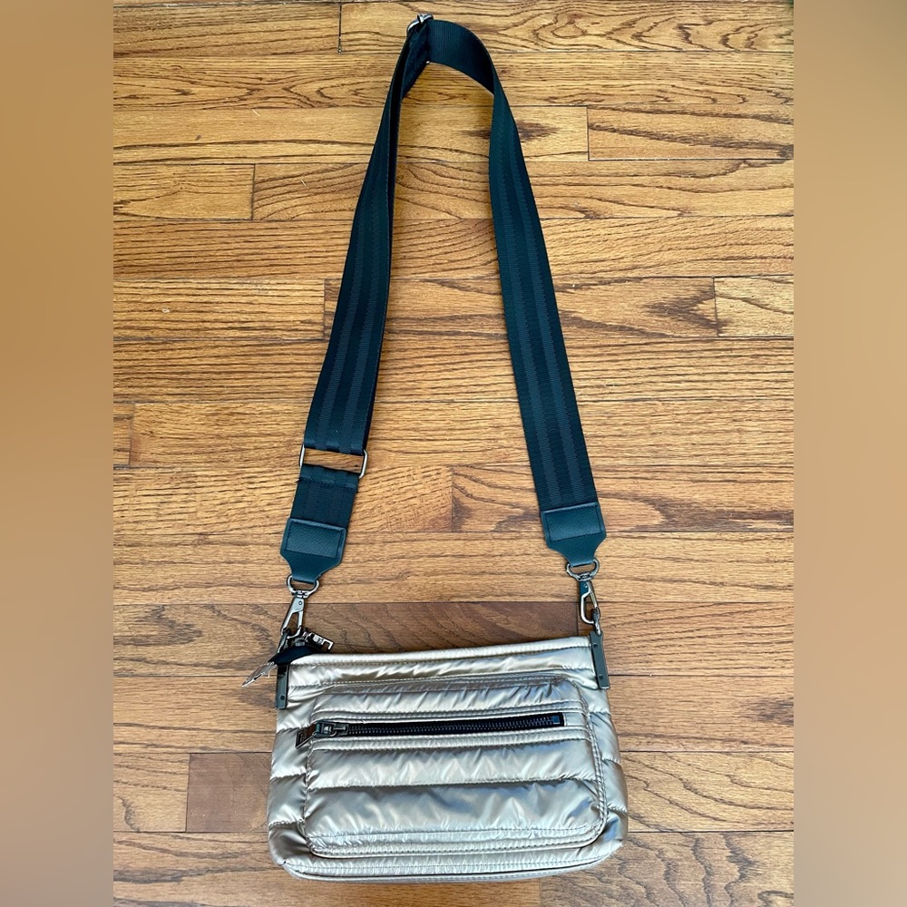 Think Royln Double Trouble Crossbody Handbag Metallic Champagne Gold - Picture 3 of 9